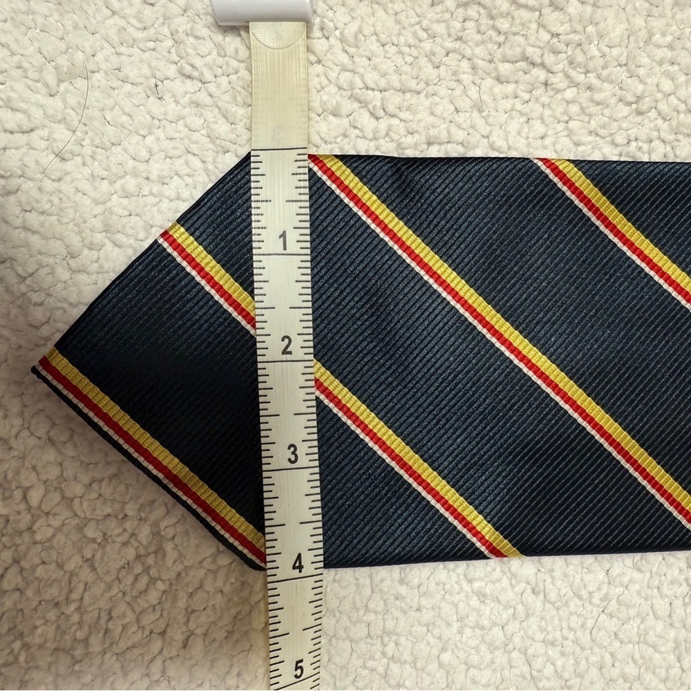 💰Andrew’s Ties Navy Blue Yellow Red Stripe Rep made in Italy Silk neck tie - Picture 7 of 8